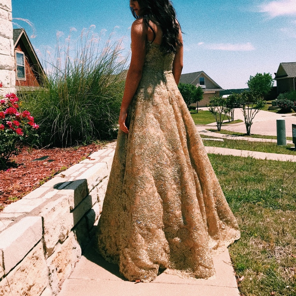 sherri hill gold dress